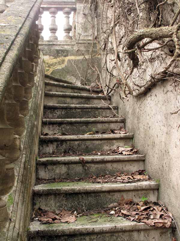 Stone Stairway, Ascent
